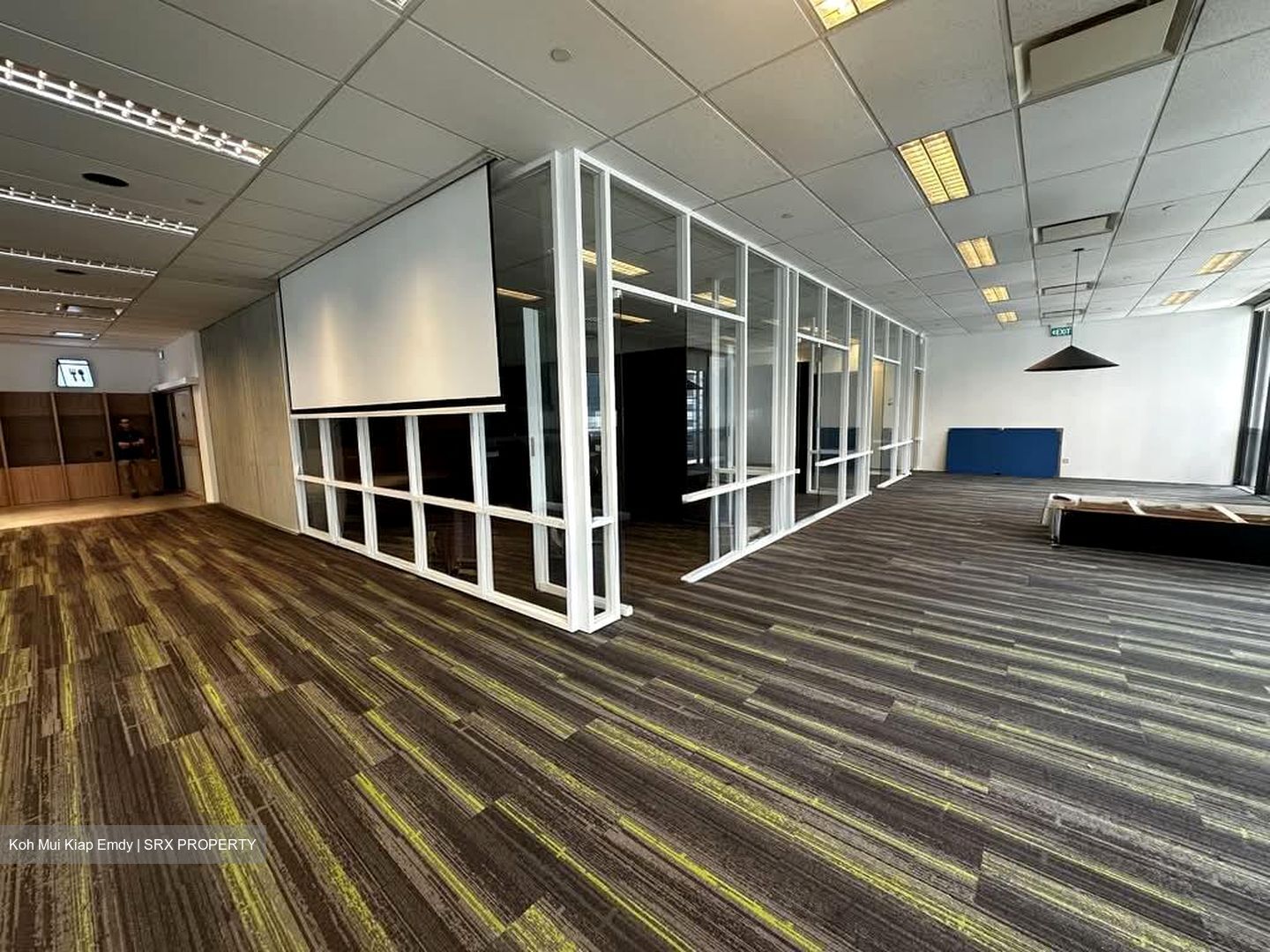 Asia Chambers (D1), Office #576788931
